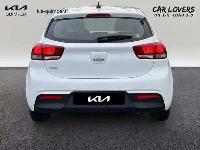 Occasion Kia Rio 2023 Blanc Berline