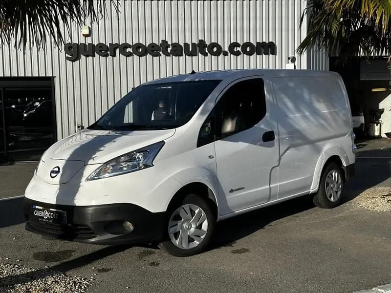 Blanc Utilisé 2021 Nissan e-NV200 Visia Van | 11 990 € - Image 1/4