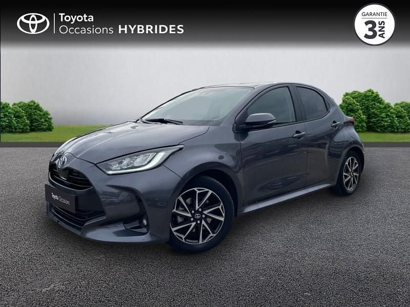 Utilisé 2022 Toyota Yaris Hybrid Design | 18 290 € (Super prix) - Image 1/4