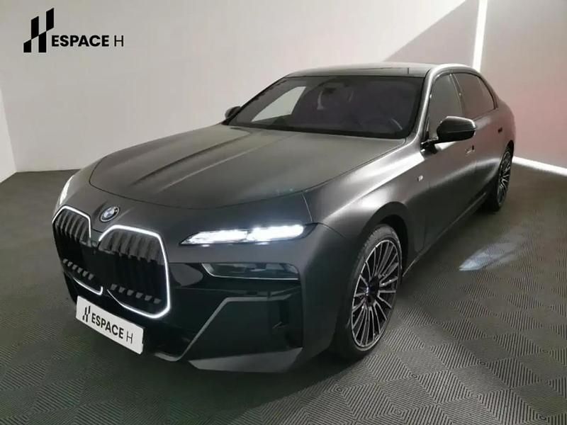 Gris Utilisé 2025 BMW i7 M Sport Berline | 148 990 € - Image 1/4