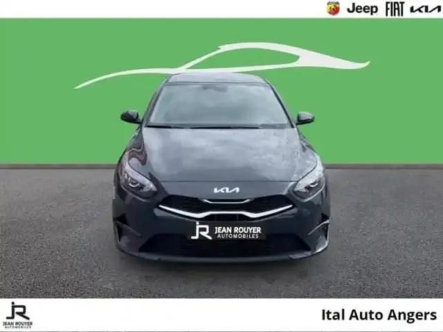 Gris eclipse métallisé Occasion 2024 Kia Ceed Active Citadine | 19 989 € (Prix juste) - Image 1/3