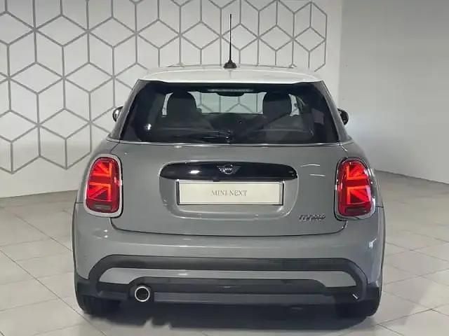 Occasion Mini Cooper Hatch 136 ch (100 kW) 2022 Moonwalk grey Citadine