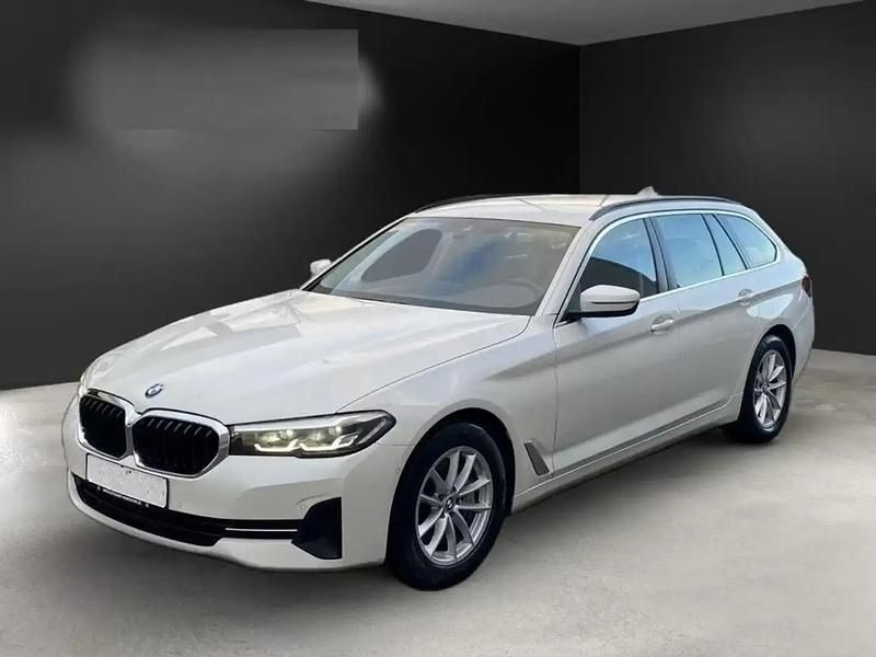 Blanc Utilisé 2022 BMW 530 Break | 34 950 € - Image 1/4