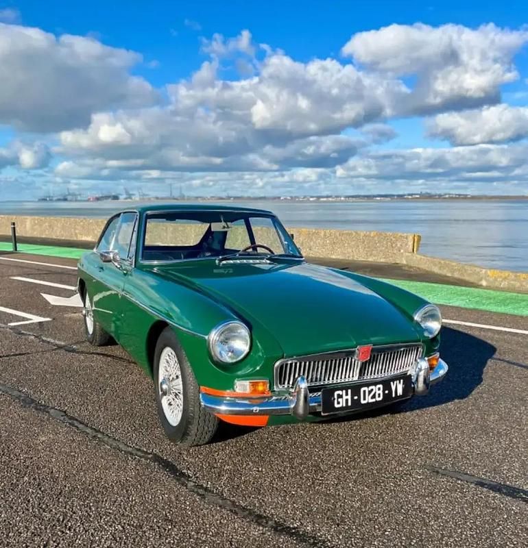 Occasion 1967 MG B Coupé | 21 900 € - Image 1/4