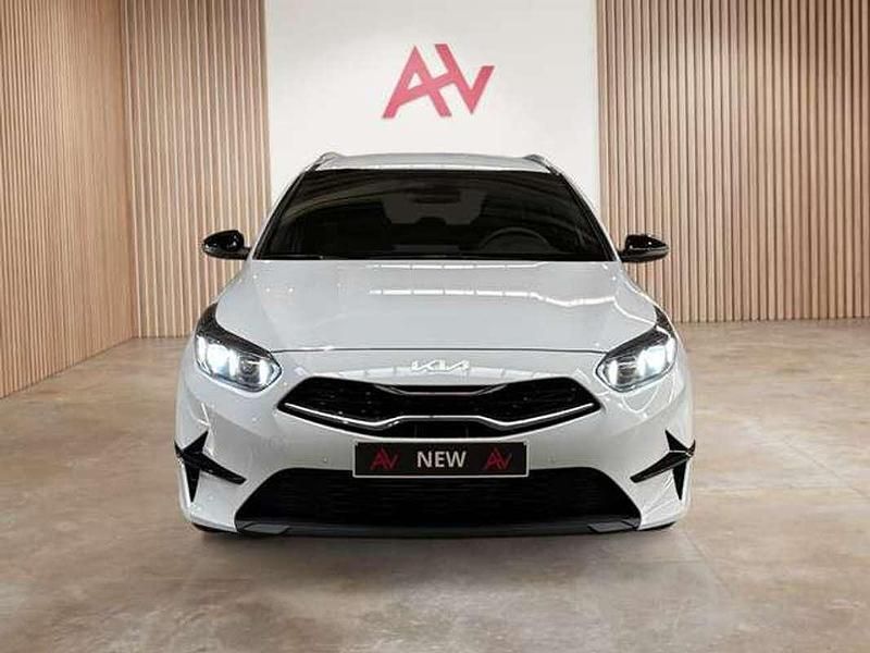 Nouvelle Kia Ceed Sportswagon 101 ch (74 kW) 2025 Blanc Break