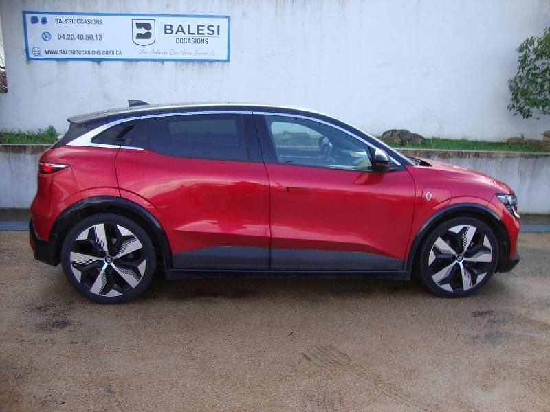 Occasion Renault Megane E-Tech Techno 161 kW (220 ch) 2022 Rouge Berline