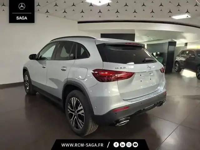 Occasion Mercedes GLA250 Progressive 166 ch (122 kW) 2025 Gris SUV