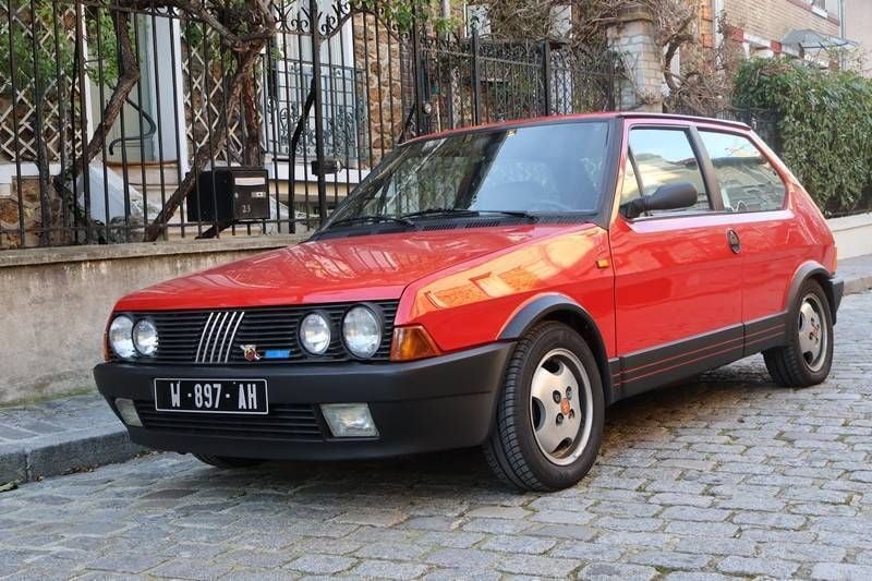 Rouge Occasion 1984 Fiat Ritmo Abarth Berline | 24 000 € - Image 1/4
