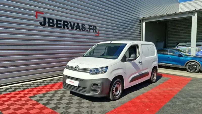 Blanc Utilisé 2020 Citroën Berlingo Monospace | 8 990 € - Image 1/4