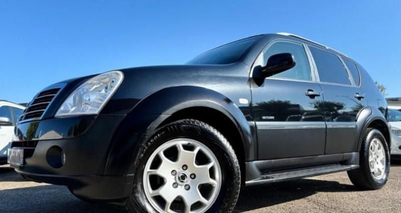 Noir Utilisé 2011 Ssangyong (KGM) Rexton SUV | 9 990 € - Image 1/4