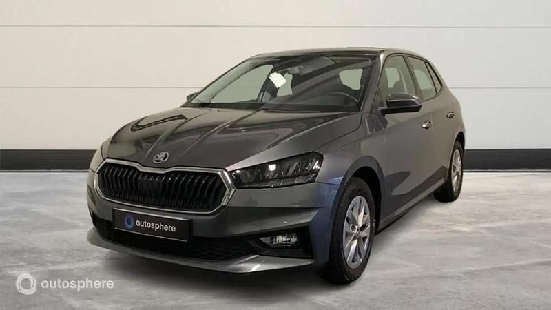 Gris Occasion 2022 Skoda Fabia Ambition Citadine | 14 999 € (Prix juste) - Image 1/4