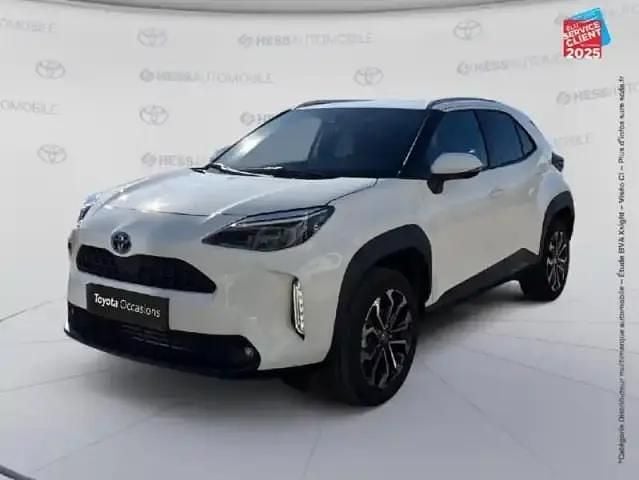 Blanc Utilisé 2022 Toyota Yaris Cross Design SUV | 23 499 € - Image 1/4