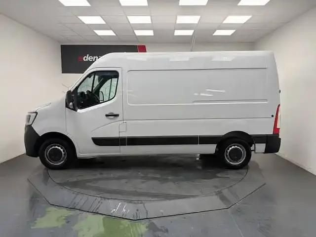 Occasion Renault Master 135 ch (99 kW) 2024 Blanc Berline