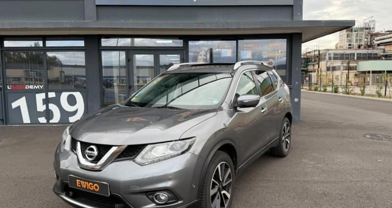 Gris Utilisé 2017 Nissan X-Trail Tekna SUV | 14 990 € (Bon prix) - Image 1/4
