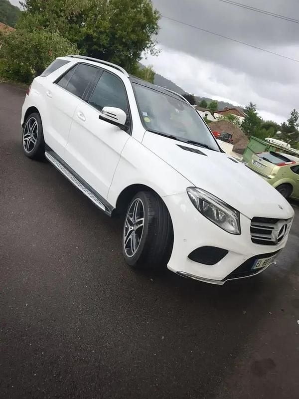 Utilisé 2017 Mercedes GLE350 Sportline SUV | 29 500 € (Prix juste) - Image 1/4