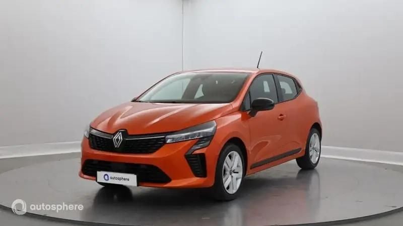 Orange Utilisé 2024 Renault Clio V Evolution Berline | 16 999 € (Prix juste) - Image 1/4