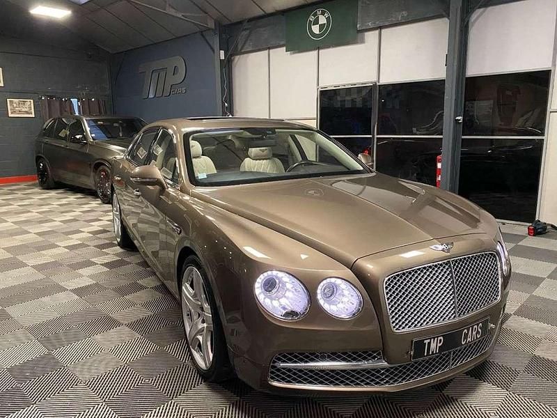 Occasion Bentley Continental Flying Spur 627 ch (461 kW) 2013 Beige Berline