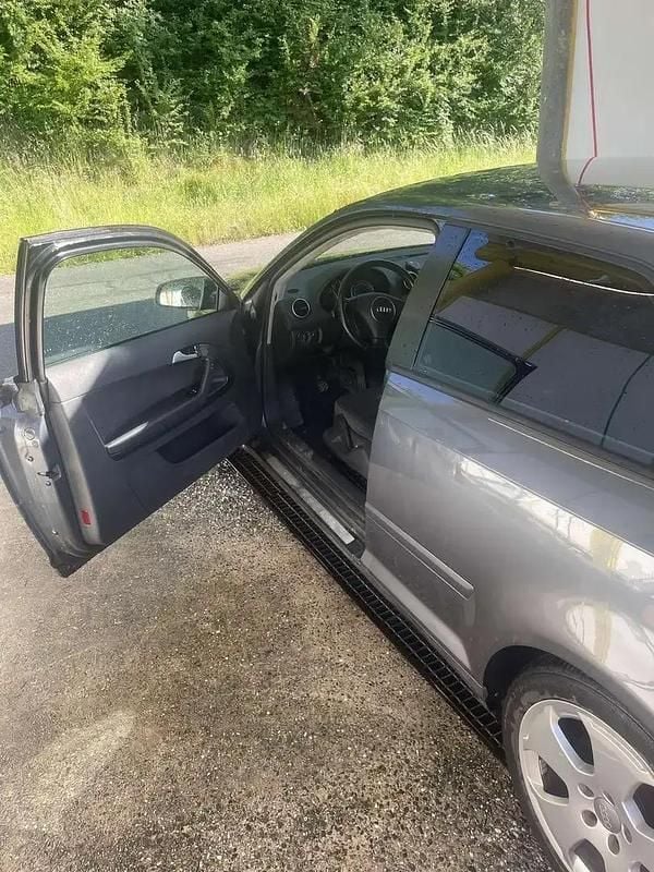 Occasion Audi A3 Ambition 105 ch (77 kW) 2003 Berline