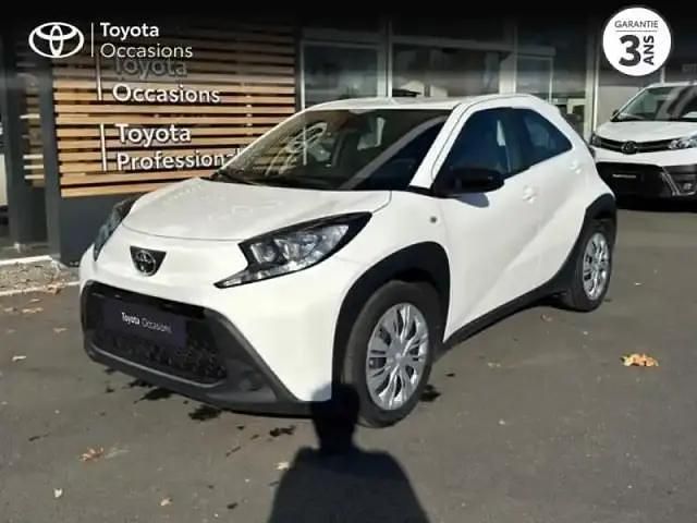 Blanc Utilisé 2022 Toyota Aygo Citadine | 13 490 € (Prix juste) - Image 1/4
