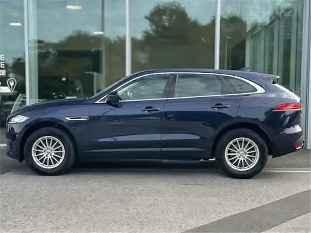 Occasion Jaguar F-Pace 180 ch (132 kW) 2018 Bleu nuit métallisé SUV