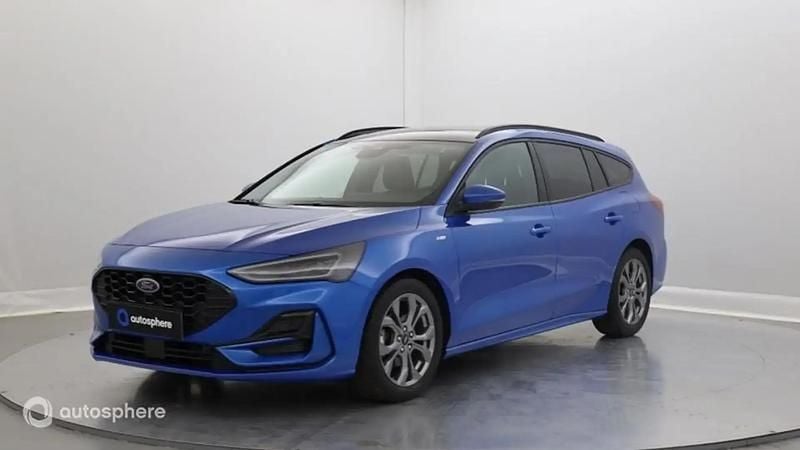 Bleu Utilisé 2023 Ford Focus ST-Line Break | 22 499 € (Bon prix) - Image 1/4
