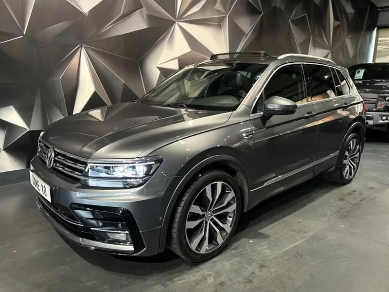 Gris Utilisé 2020 VW Tiguan R-line SUV | 31 990 € (Prix cher) - Image 1/4