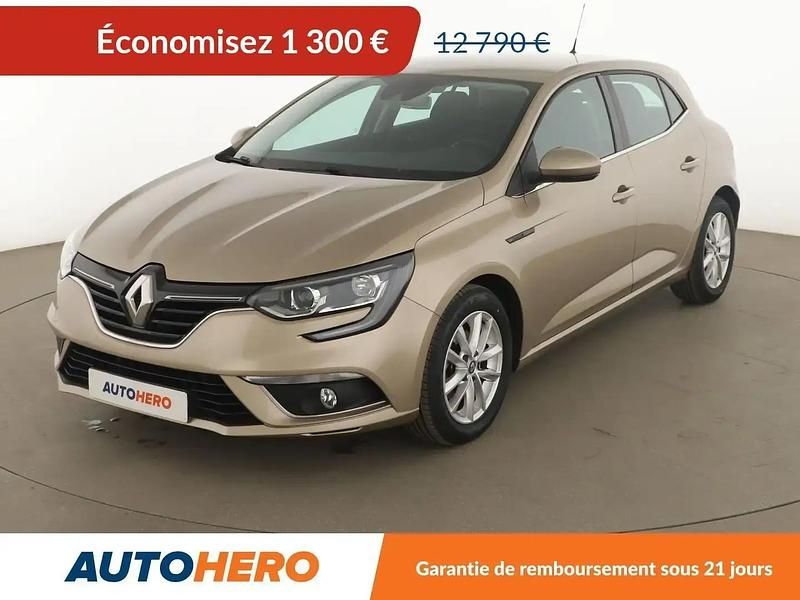 Beige Utilisé 2016 Renault Mégane III Zen Berline | 11 490 € (Super prix) - Image 1/2