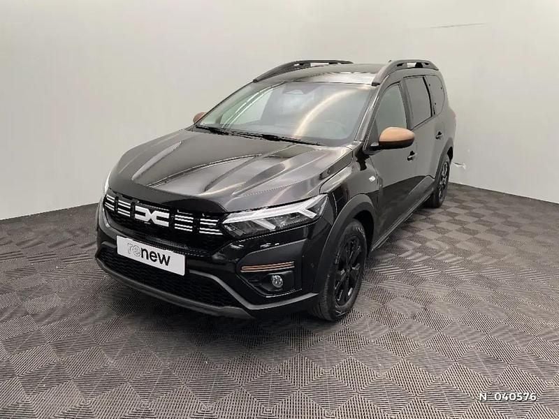 Noir Utilisé 2025 Dacia Jogger Extreme | 27 990 € (Prix assez cher) - Image 1/4
