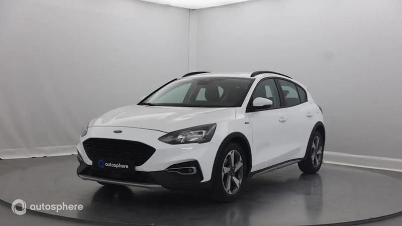 Blanc Utilisé 2021 Ford Focus Active Berline | 17 299 € (Prix juste) - Image 1/4