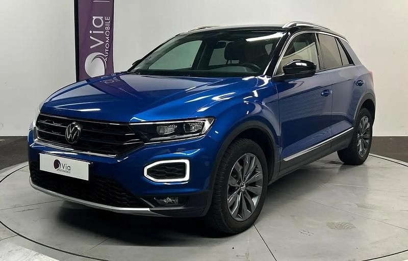 Bleu Utilisé 2022 VW T-Roc SUV | 23 990 € (Prix juste) - Image 1/4