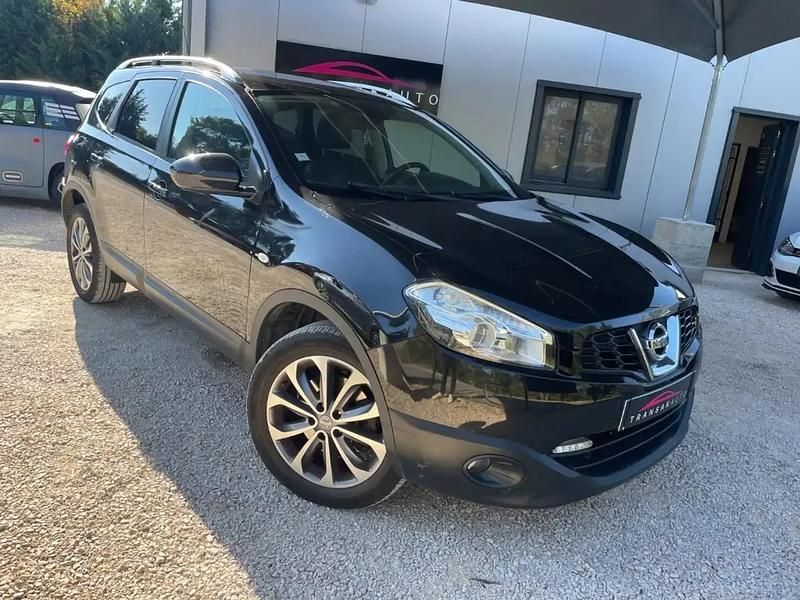 Noir Utilisé 2010 Nissan Qashqai +2 Tekna SUV | 8 490 € - Image 1/4