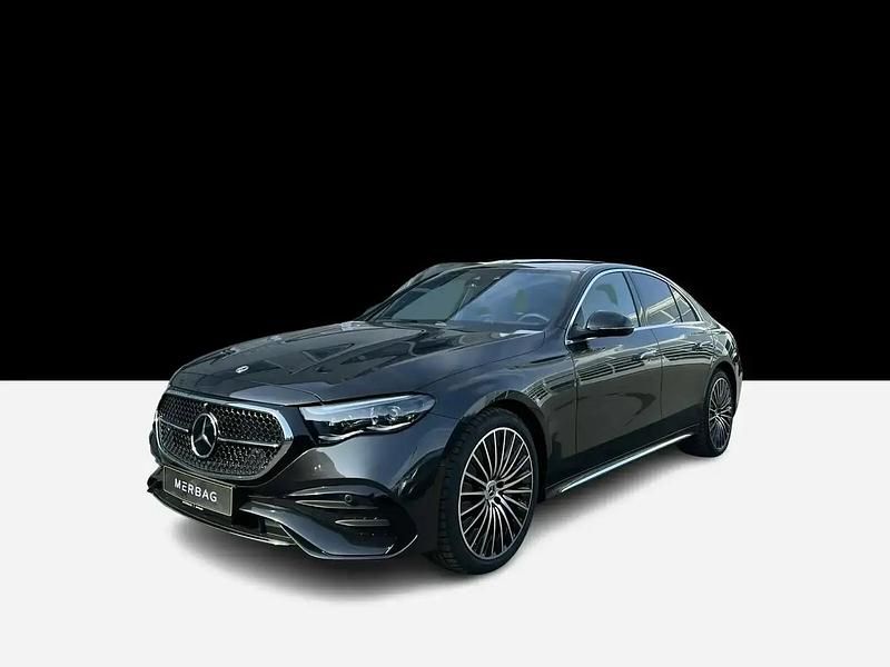 Gris Utilisé 2025 Mercedes E220 Berline | 75 887 € - Image 1/4