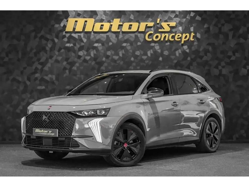 Gris Utilisé 2023 DS Automobiles DS7 Crossback Performance Line Plus SUV | 35 990 € (Prix cher) - Image 1/4
