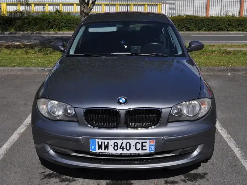 Gris Utilisé 2008 BMW 118 Comfort Edition Citadine | 4 100 € (Prix juste) - Image 1/4
