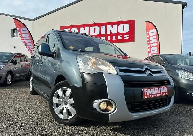 Bleu Occasion 2011 Citroën Berlingo XTR Monospace | 9 990 € (Prix juste) - Image 1/4