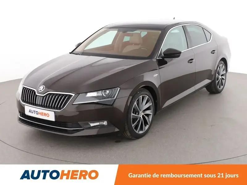 Brun Utilisé 2017 Skoda Superb LAURIN & KLEMENT Berline | 17 990 € (Prix juste) - Image 1/2