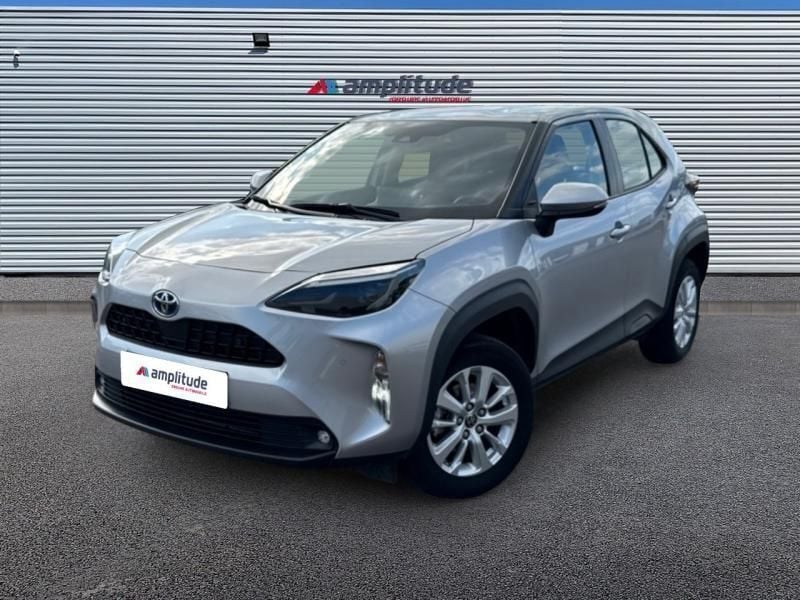 Gris Utilisé 2022 Toyota Yaris Cross SUV | 20 299 € (Bon prix) - Image 1/4
