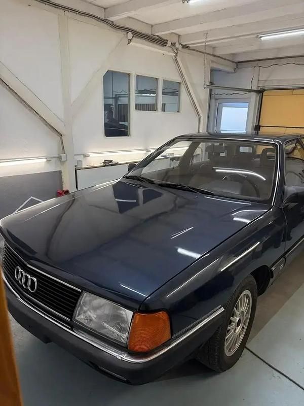 Occasion Audi 100 Sport 165 ch (121 kW) 1986 Berline
