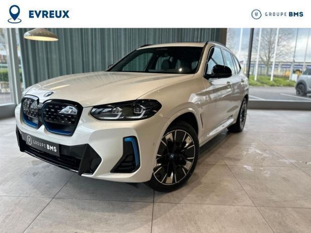 Nouvelle 2025 BMW iX3 M Sport SUV | 57 900 € - Image 1/4