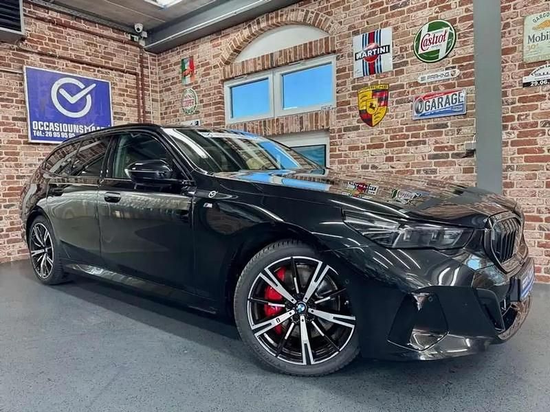 Noir Utilisé 2024 BMW 540 M Sport Break | 70 738 € (Prix juste) - Image 1/4