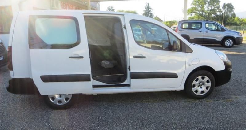 Blanc Utilisé 2018 Peugeot Partner Monospace | 8 333 € (Super prix) - Image 1/4