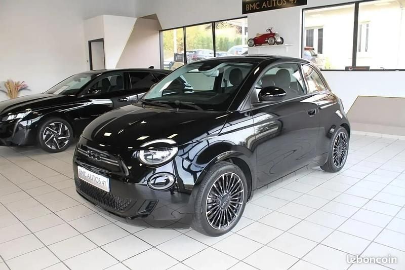 Noir Utilisé 2022 Fiat 500e Citadine | 16 400 € (Bon prix) - Image 1/4