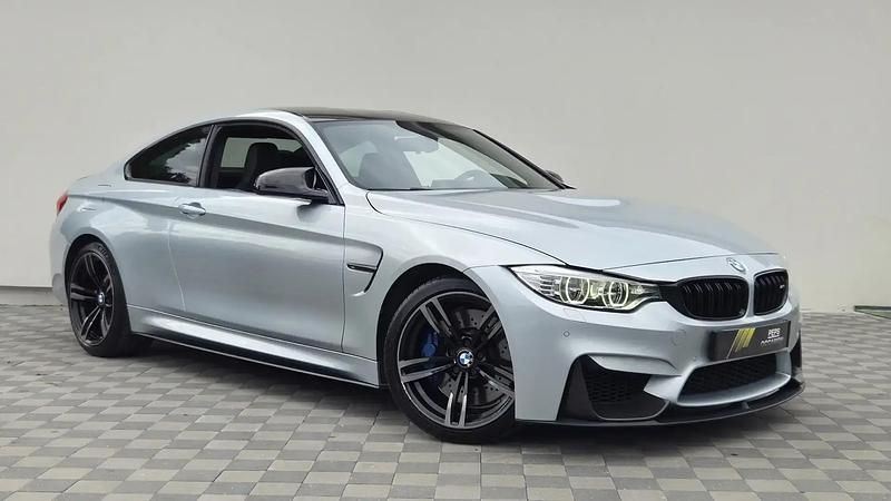 Gris Utilisé 2015 BMW M4 Sport Line Coupé | 36 990 € (Prix cher) - Image 1/4