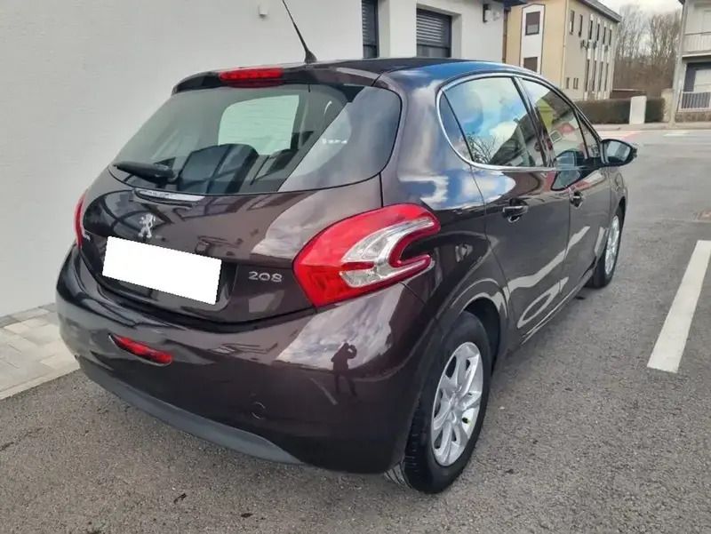 Utilisé 2012 Peugeot 208 Citadine | 2 875 € (Bon prix) - Image 1/4
