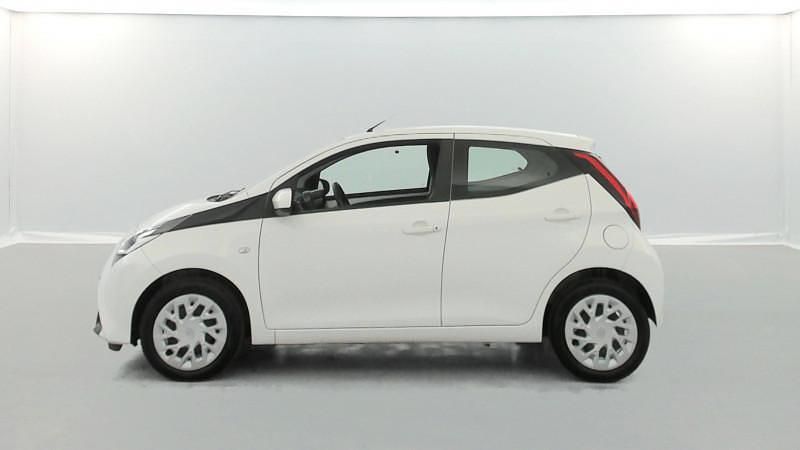 Image 2/4