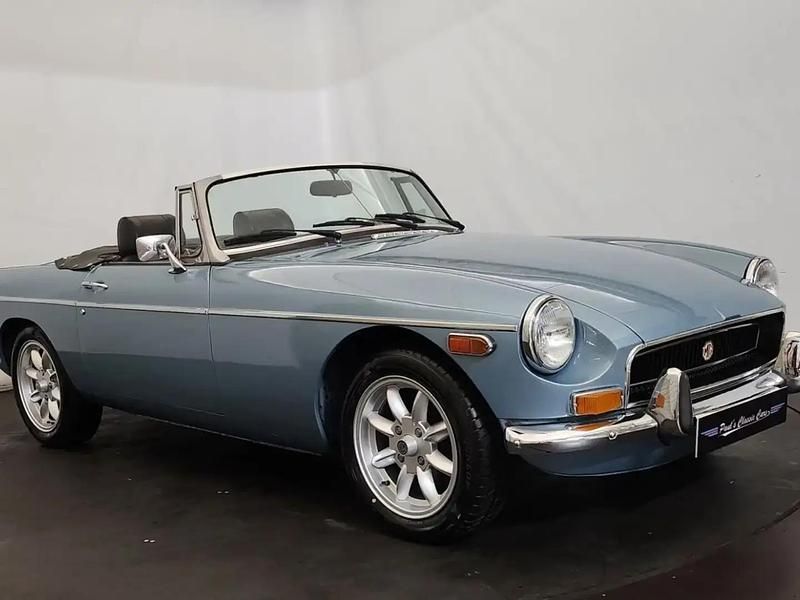 Bleu Occasion 1971 MG B Cabriolet | 22 000 € - Image 1/4