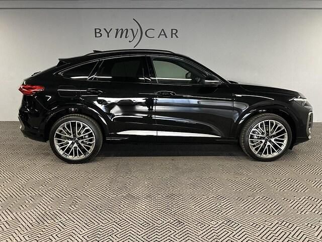 Nouvelle Audi Q5 Sportback S-Line 204 ch (150 kW) 2025 Noir mythique métallisé SUV