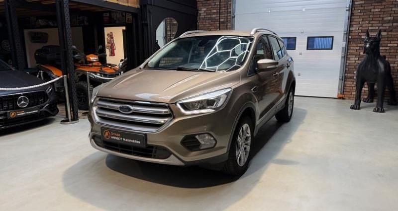 Occasion 2019 Ford Kuga Titanium SUV | 12 990 € (Super prix) - Image 1/4