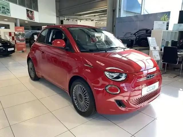 Occasion Fiat 500e 69 kW (95 ch) 2024 Rouge Berline