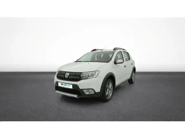 Blanc Occasion 2018 Dacia Sandero Berline | 9 489 € (Bon prix) - Image 1/4